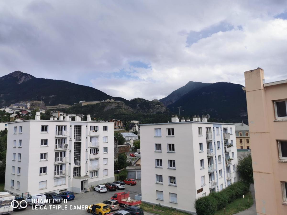 T2 Cosy Proche Des Pistes Apartamento Briançon Exterior foto